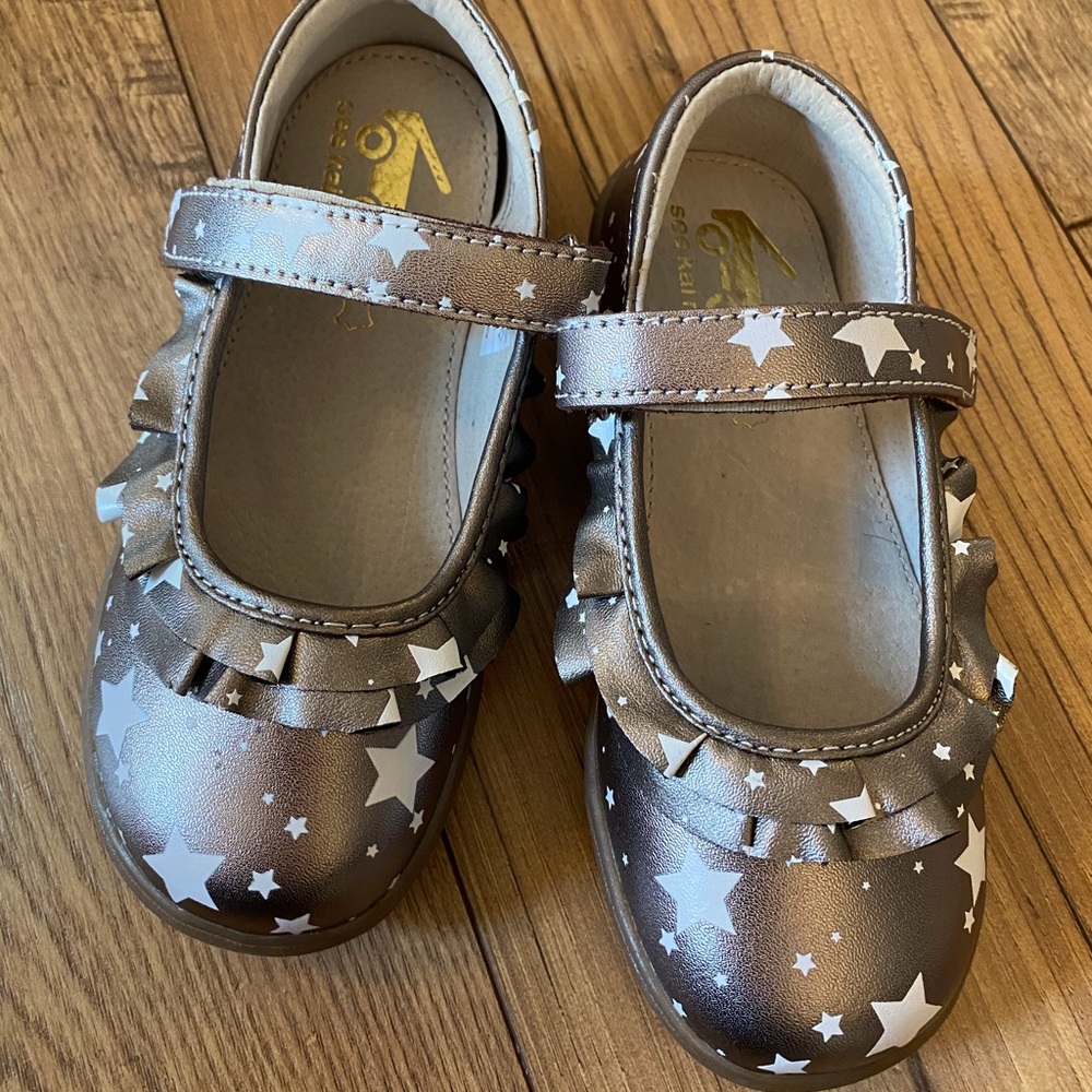 See Kai Run Mary Jane shoes